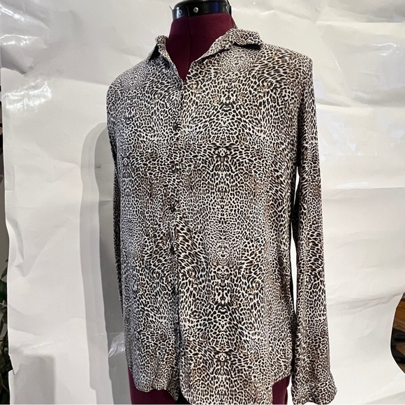 Dalia Collection Shirt Women's med Brown Animal Print Tunic Blouse Rayon - Picture 2 of 11